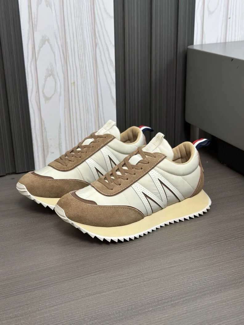EyeCatching Mxnclxr Sneakers 197166