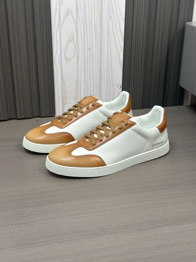 Gxvxnchy Sneakers Fashionable 151828