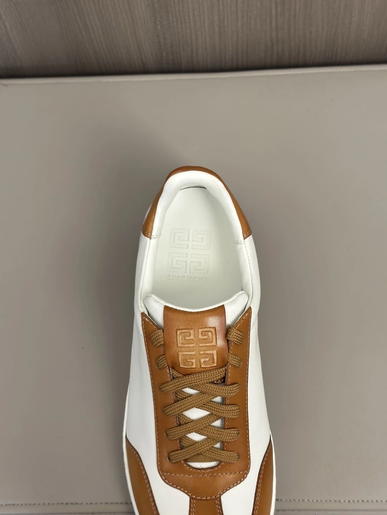 Gxvxnchy Sneakers Fashionable 151828