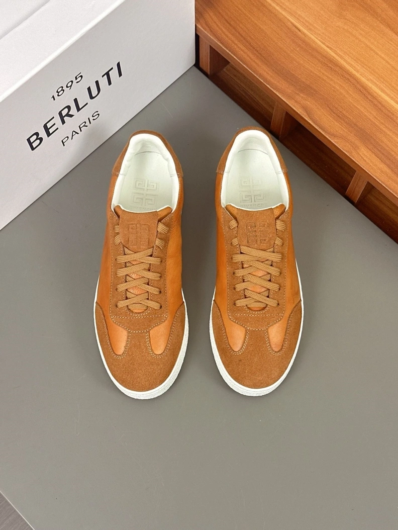 Gxvxnchy Sneakers DailyWear 151830