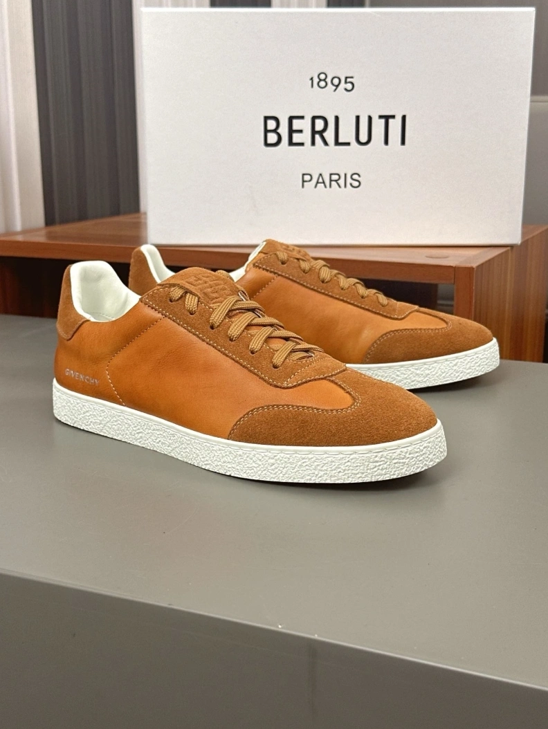 Gxvxnchy Sneakers DailyWear 151830