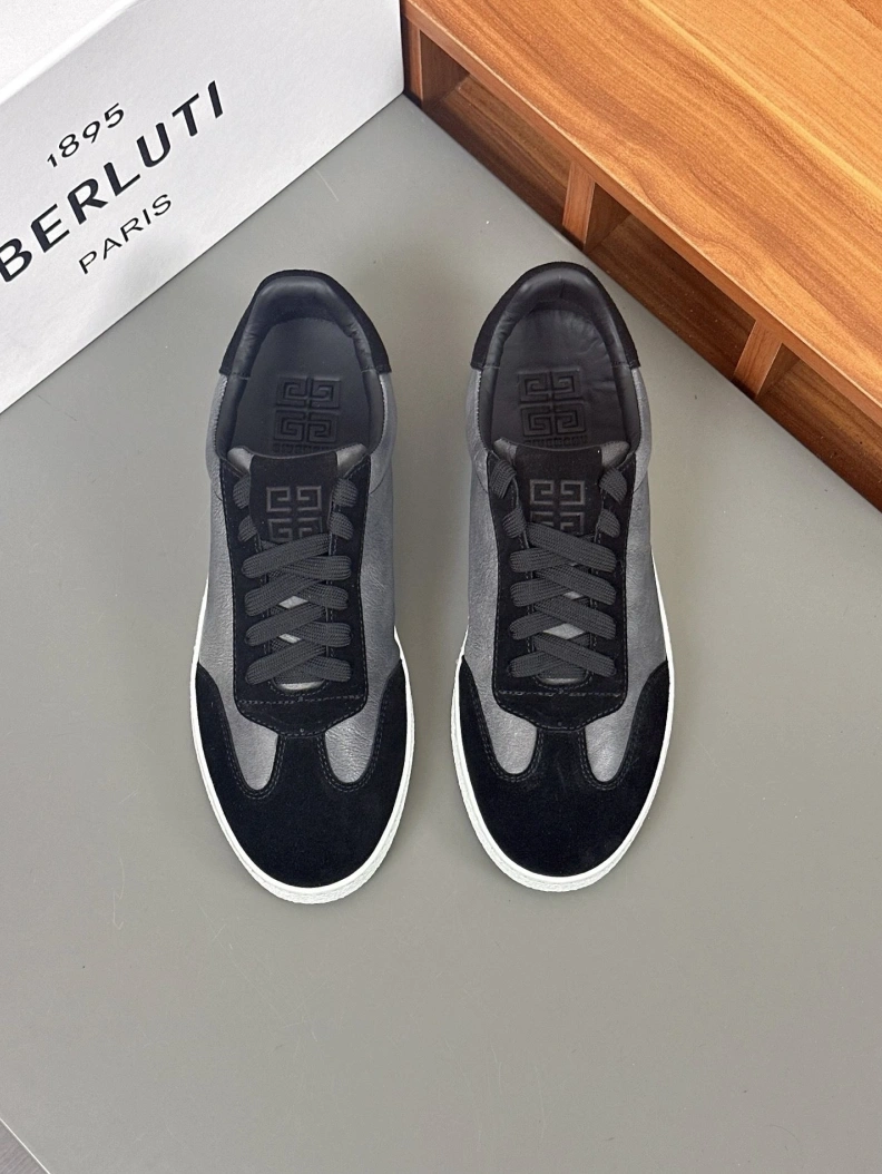 Reliable Gxvxnchy Sneakers 151826