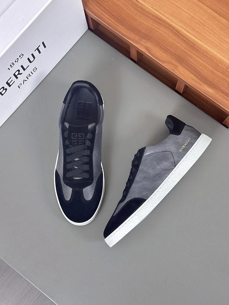 Reliable Gxvxnchy Sneakers 151826
