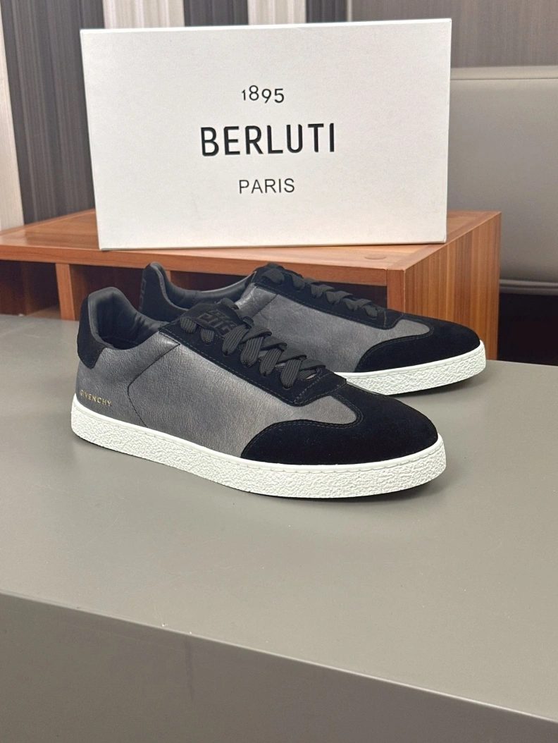 Reliable Gxvxnchy Sneakers 151826