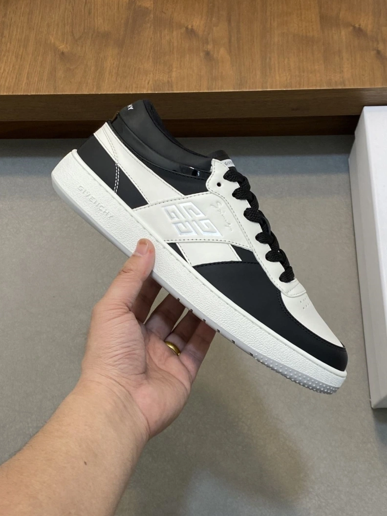 Gxvxnchy Sneakers NewStyle 151822