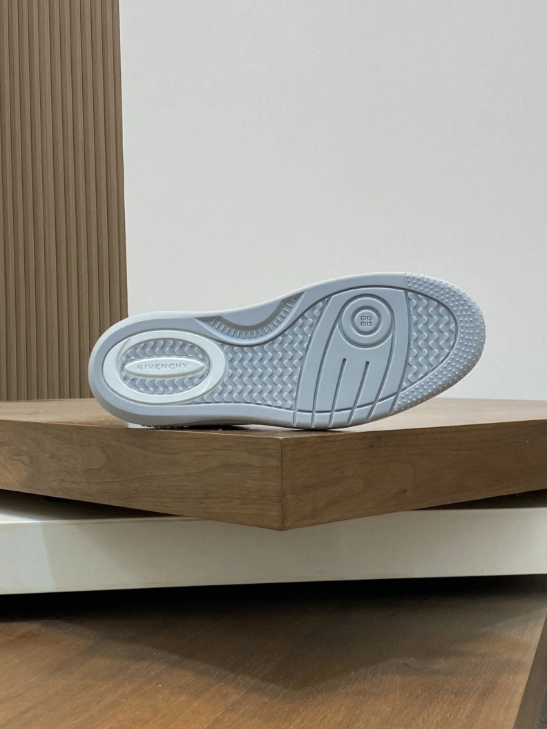 Gxvxnchy Sneakers NewStyle 151822
