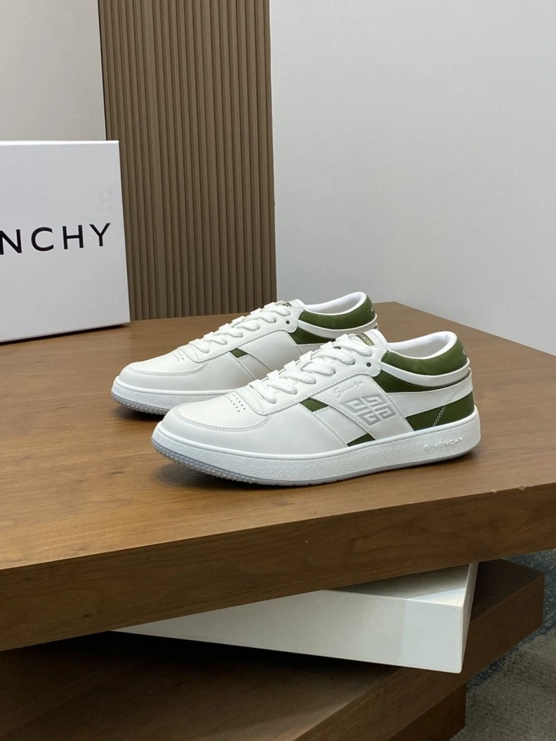 Gxvxnchy Sneakers Cozy 151821
