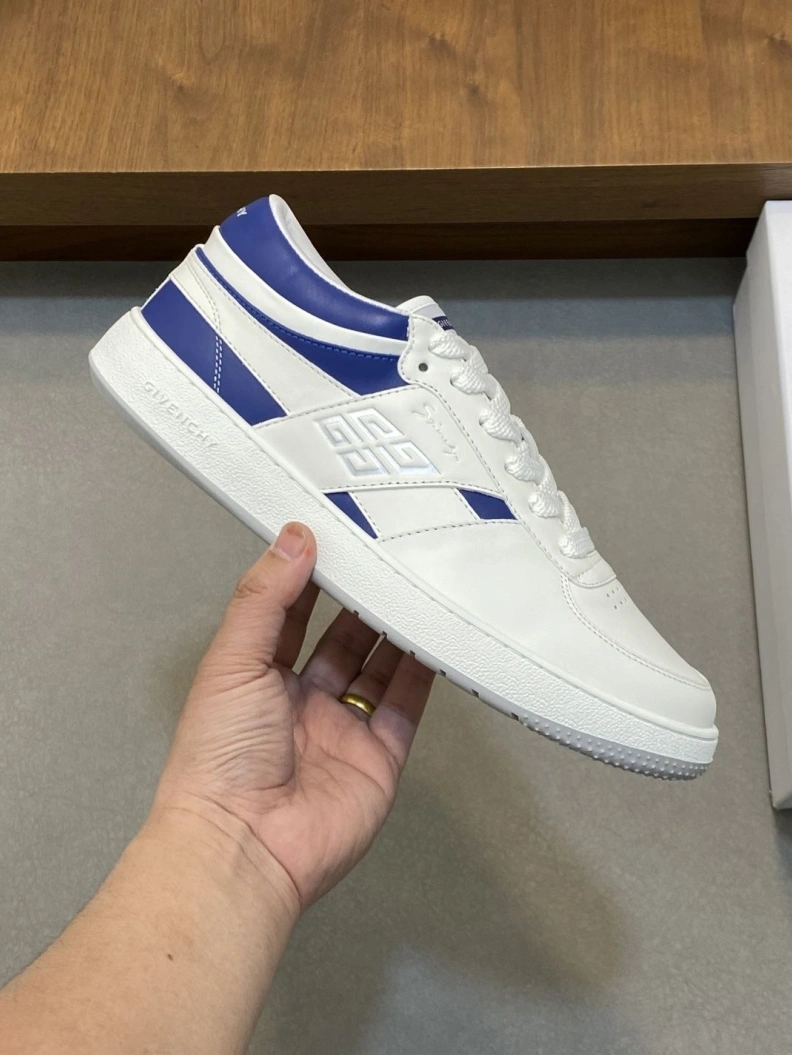 Trendy Gxvxnchy Sneakers 151819