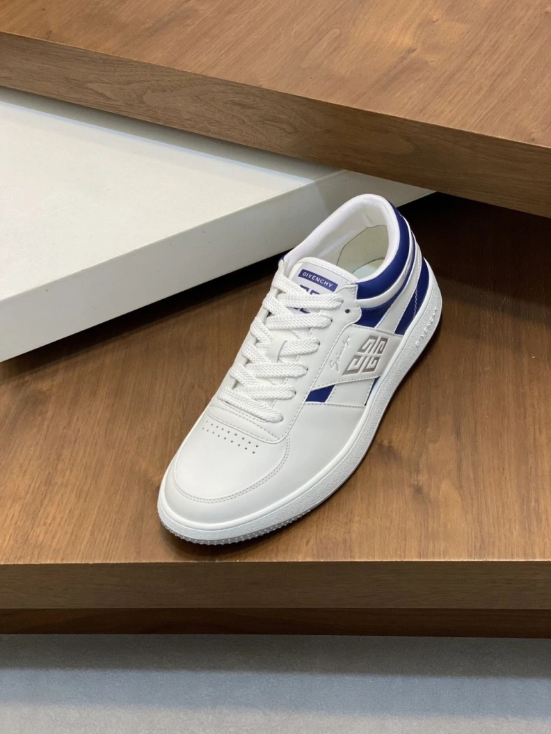 Trendy Gxvxnchy Sneakers 151819