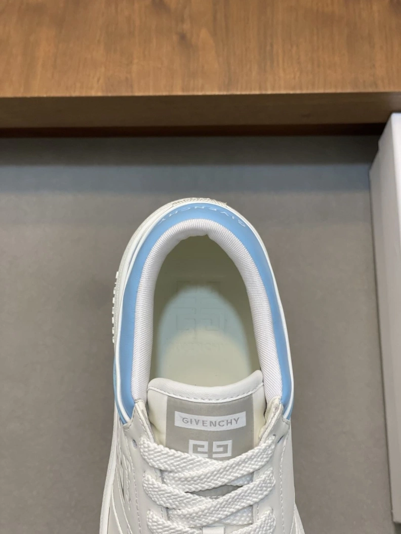 Comfortable Gxvxnchy Sneakers 151818
