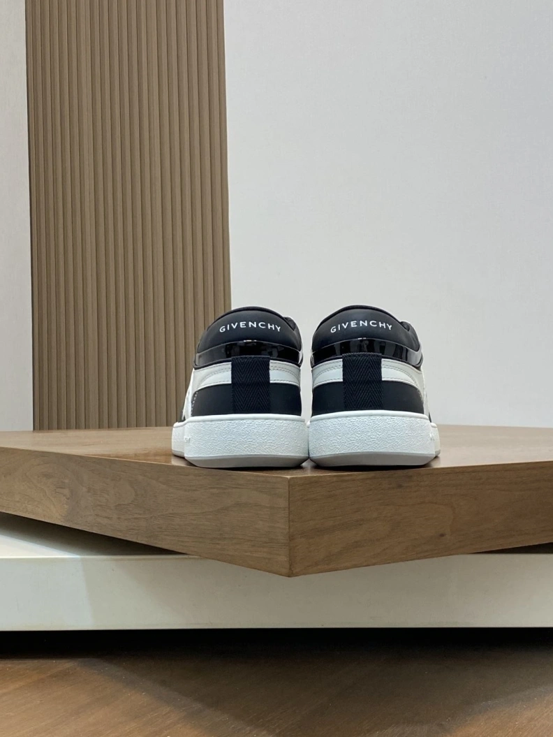 Gxvxnchy Sneakers UrbanStyle 151817
