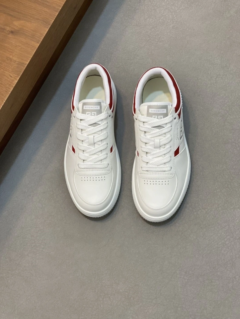 Gxvxnchy Sneakers EyeCatching 151816