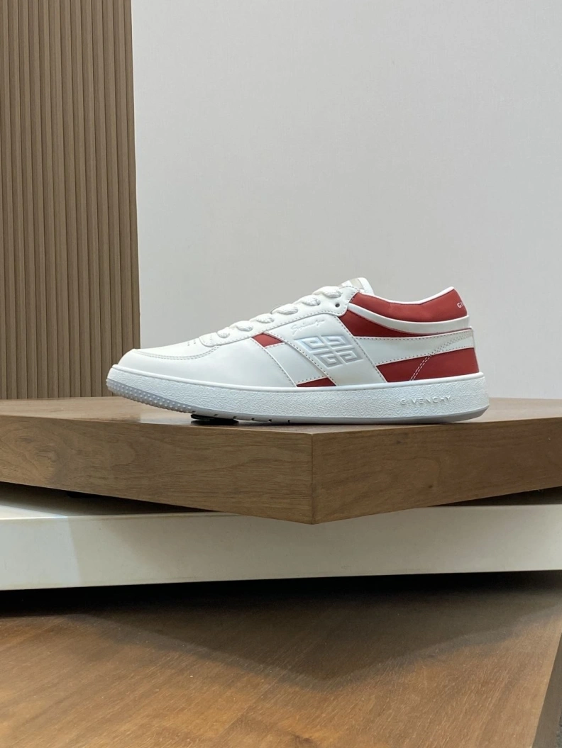 Gxvxnchy Sneakers EyeCatching 151816