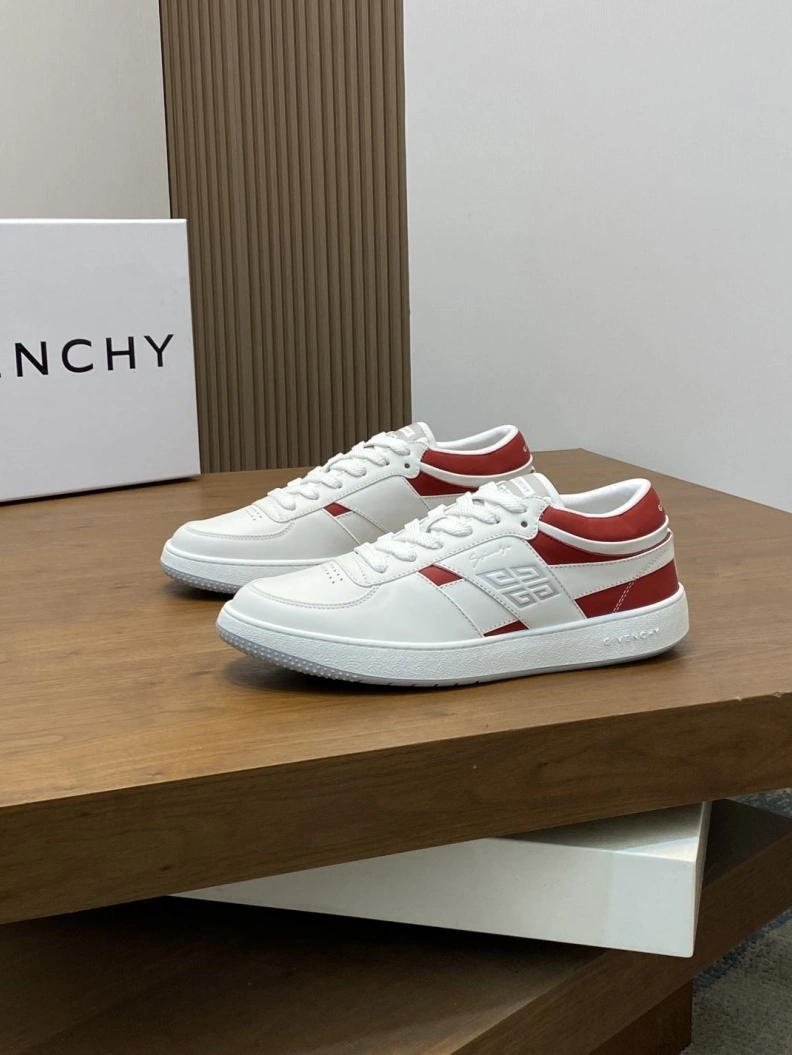 Gxvxnchy Sneakers EyeCatching 151816
