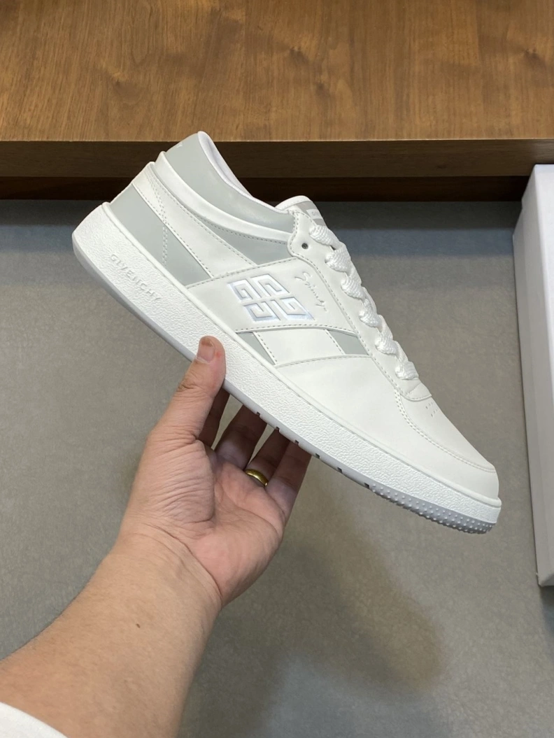 Gxvxnchy Sneakers Bright 151812