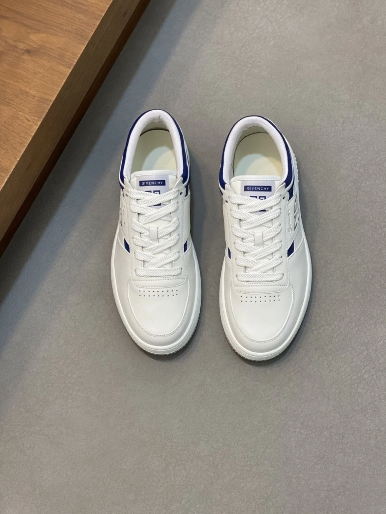 Gxvxnchy Sneakers DailyWear 151810