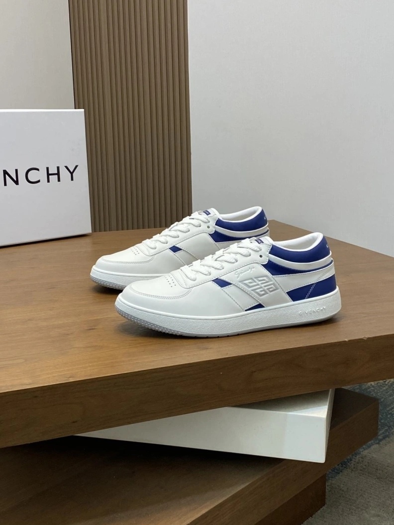 Gxvxnchy Sneakers DailyWear 151810