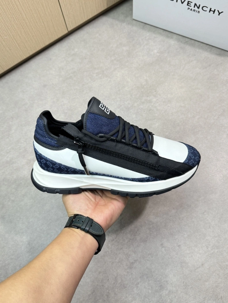 Elegant Gxvxnchy Sneakers 151814