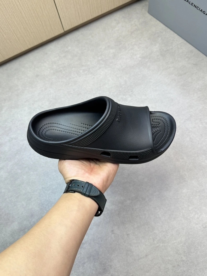 Unique Bxlxnciaga Slippers 109244