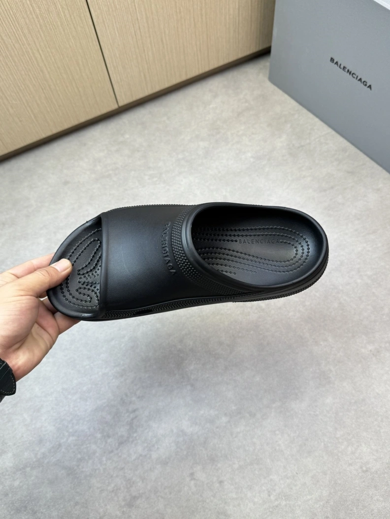 Unique Bxlxnciaga Slippers 109244