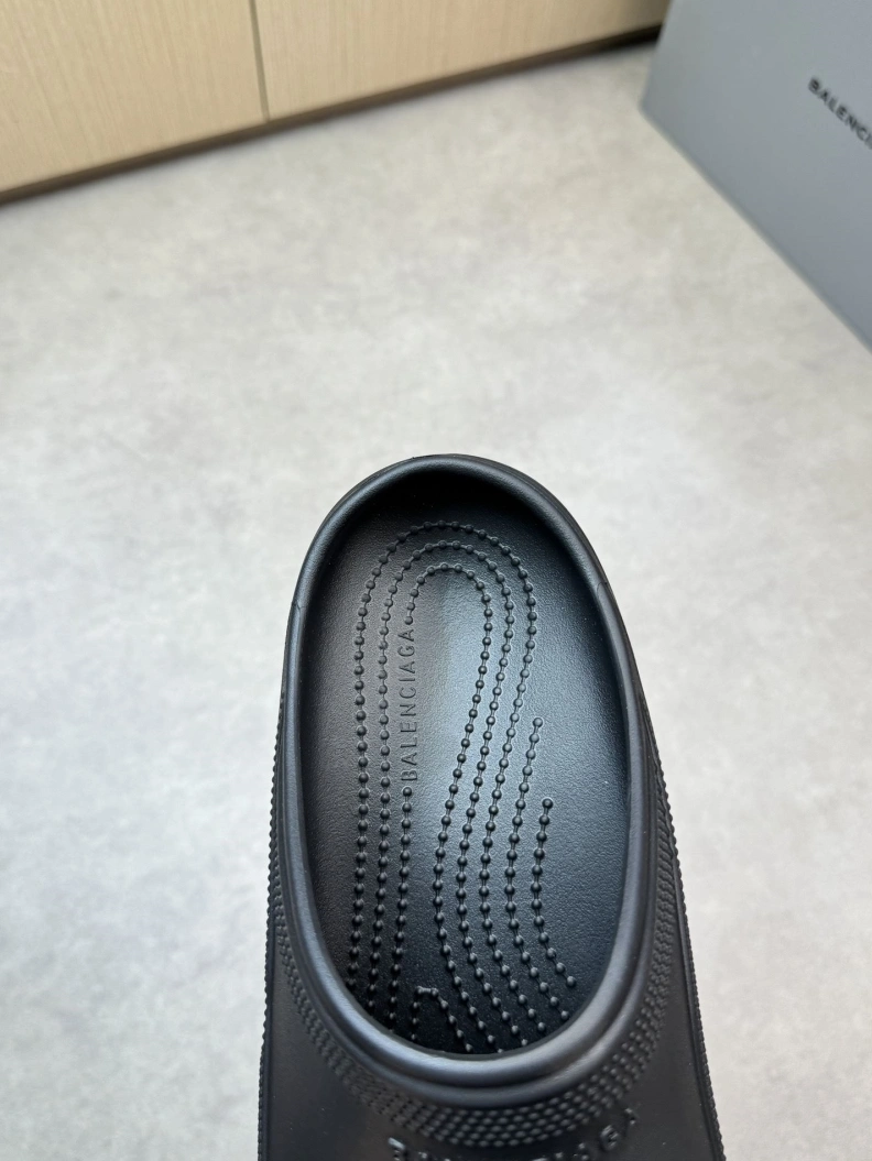 Unique Bxlxnciaga Slippers 109244