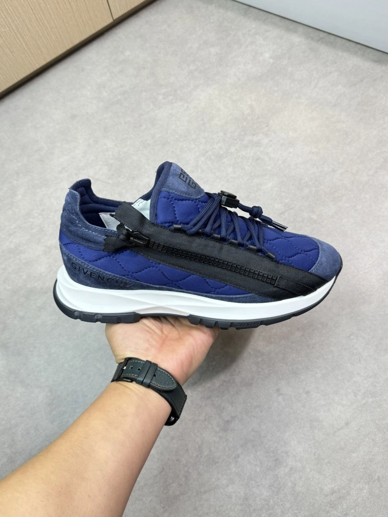 Elegant Gxvxnchy Sneakers 151809