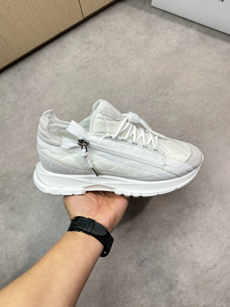 Gxvxnchy Sneakers SportInspired 151804