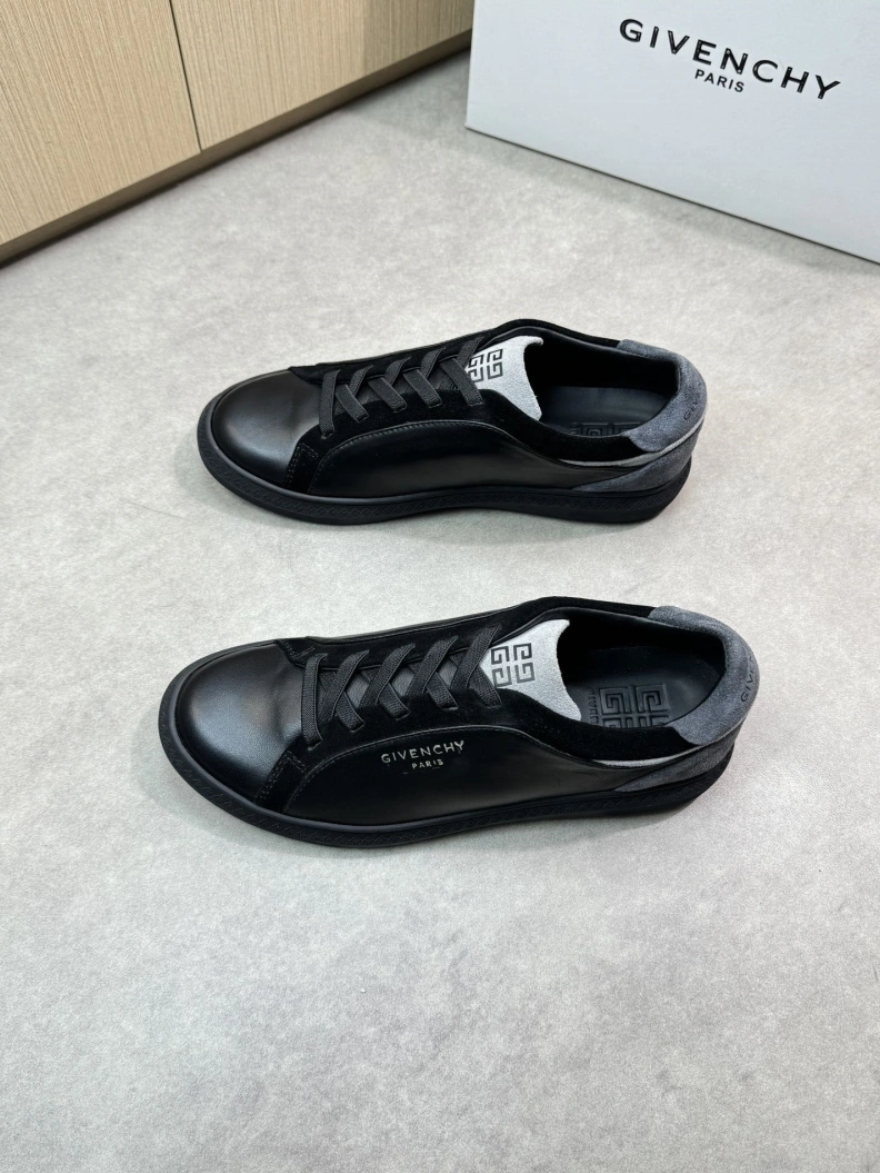 Gxvxnchy Sneakers Durable 151798