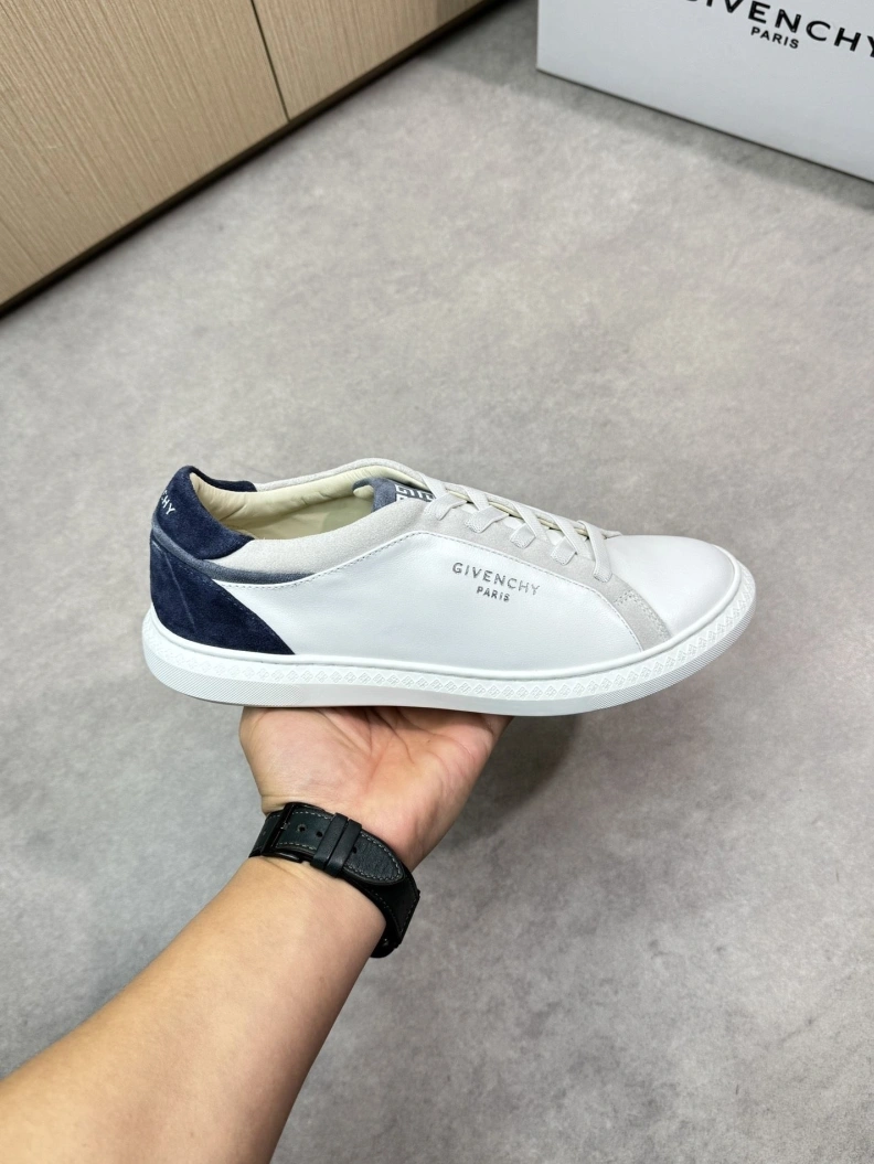 Gxvxnchy Sneakers Durable 151799