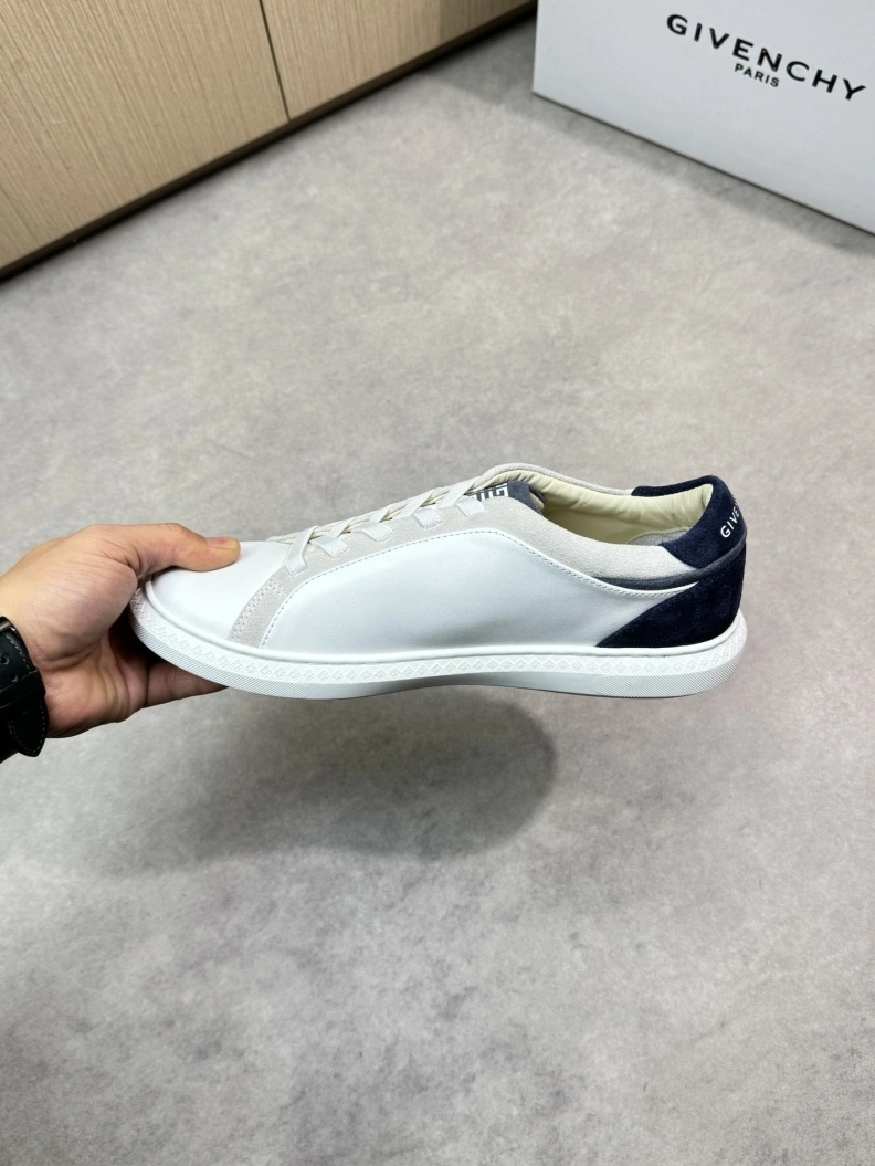 Gxvxnchy Sneakers Durable 151799
