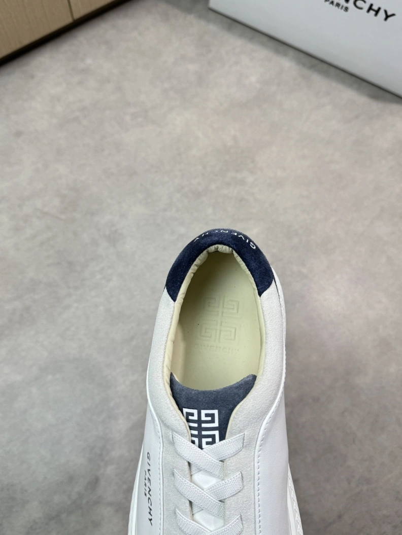 Gxvxnchy Sneakers Durable 151799