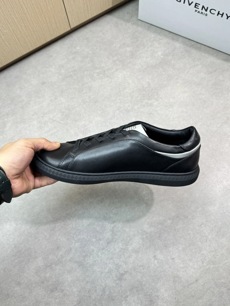 Gxvxnchy Sneakers Reliable 151807