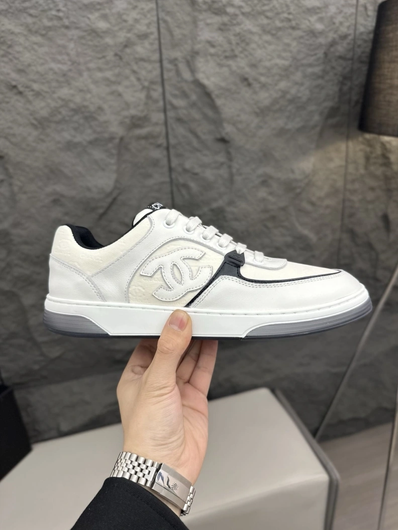 Lightweight Chxnxl Sneakers 118114