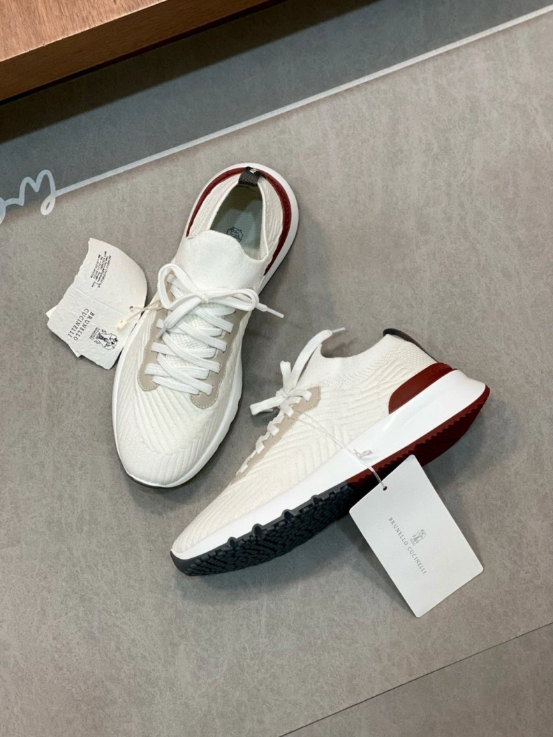Versatile Brxnxllo Cxcxnelli Sneakers 113406