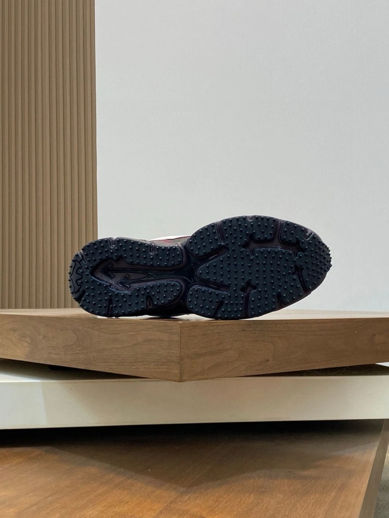 Minimalist Off-Whxtx Sneakers 207730