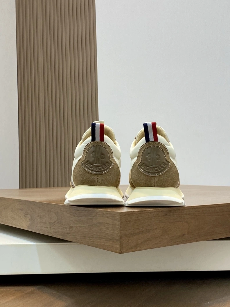 EyeCatching Mxnclxr Sneakers 197157