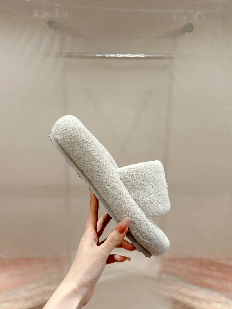 Stylish Othxr Slippers 214182