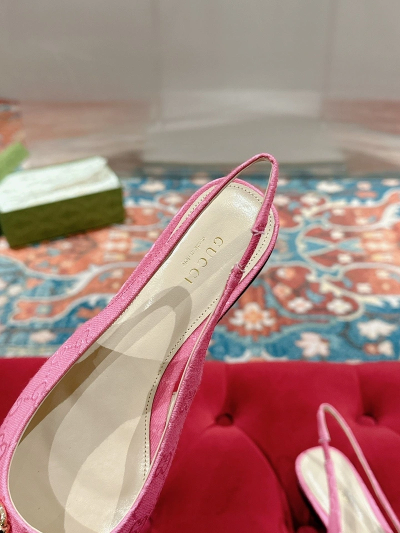 Trendy Gxccx Sandals 159368