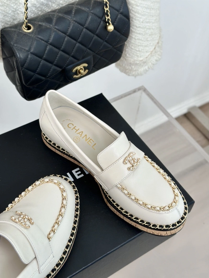 Bold Chxnxl Leather Shoes 125509