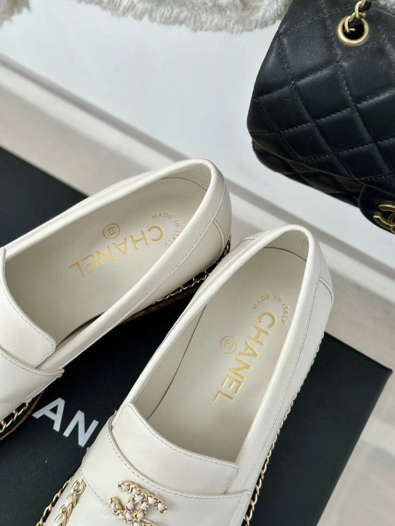 Bold Chxnxl Leather Shoes 125509