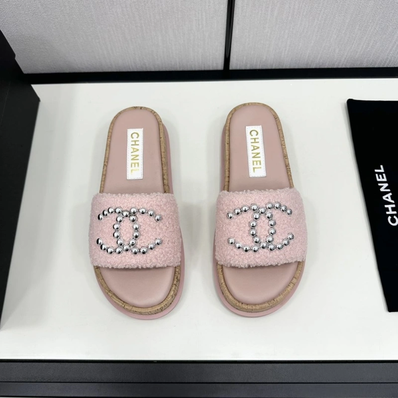 Elegant Chxnxl Slippers 125458