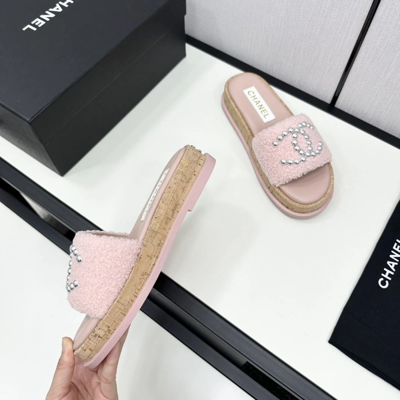 Elegant Chxnxl Slippers 125458
