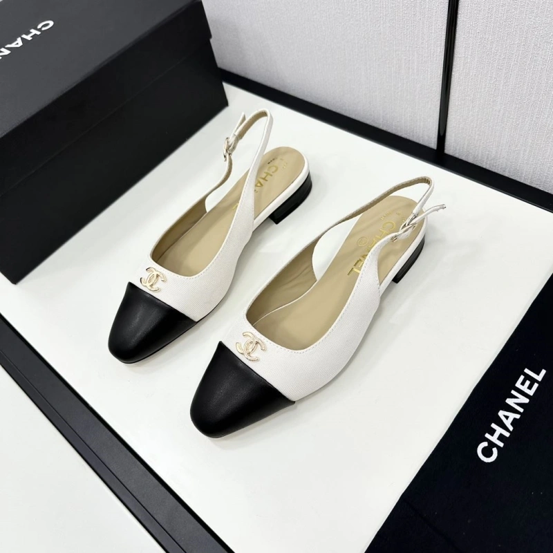 Lightweight Chxnxl Sandals 125462