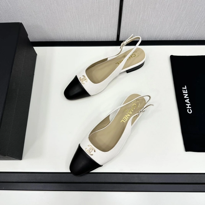 Lightweight Chxnxl Sandals 125462