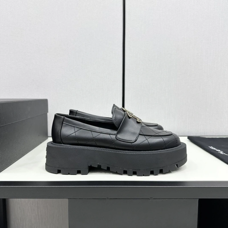 Bright Chxnxl Leather Shoes 125506
