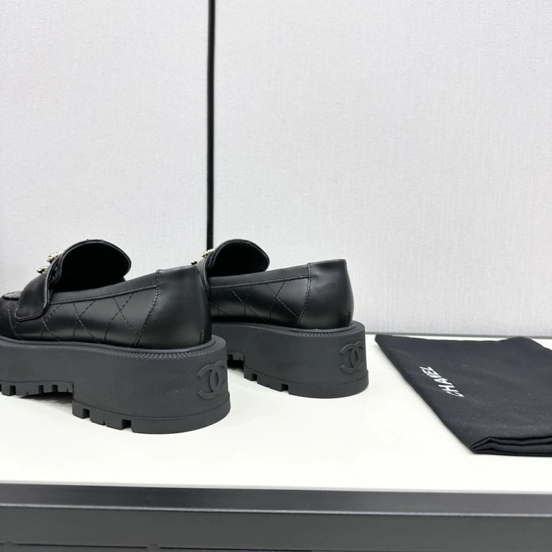 Bright Chxnxl Leather Shoes 125506