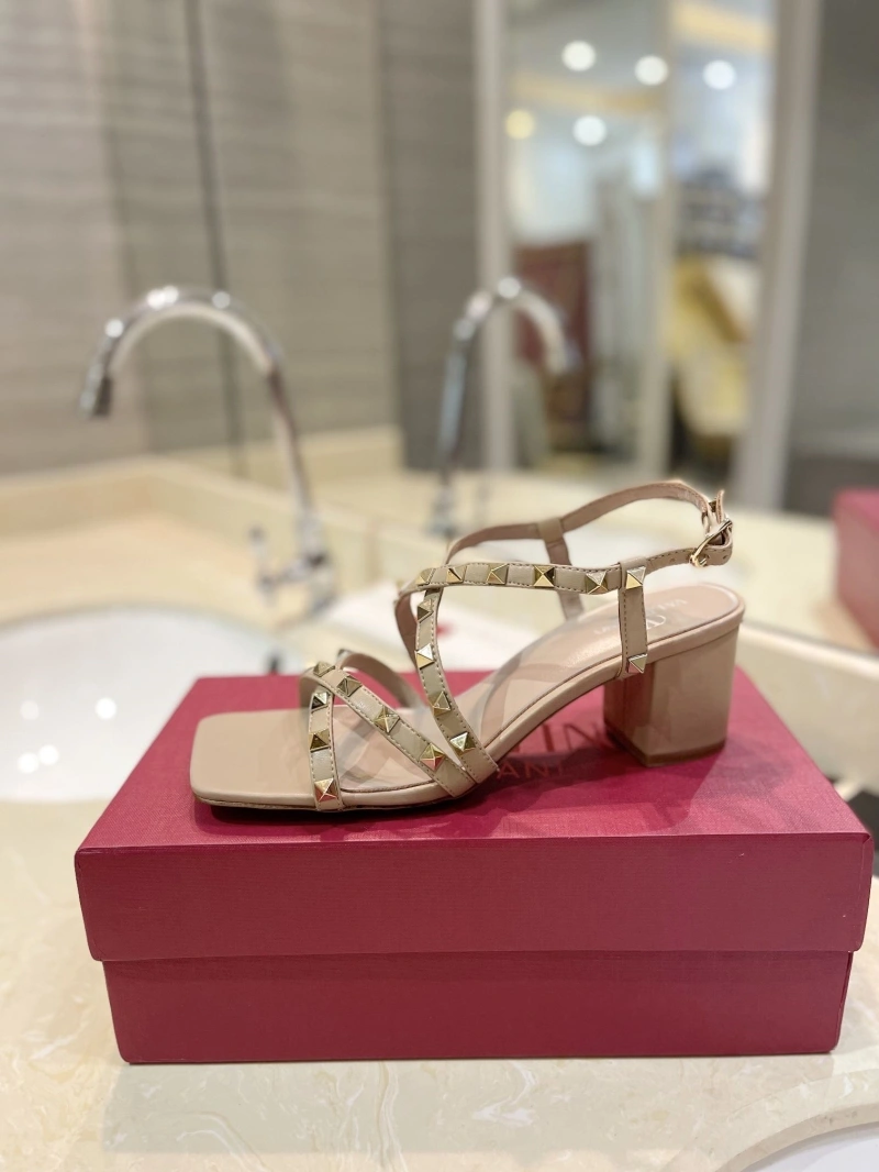 Sleek Vxlxntino Sandals 230889