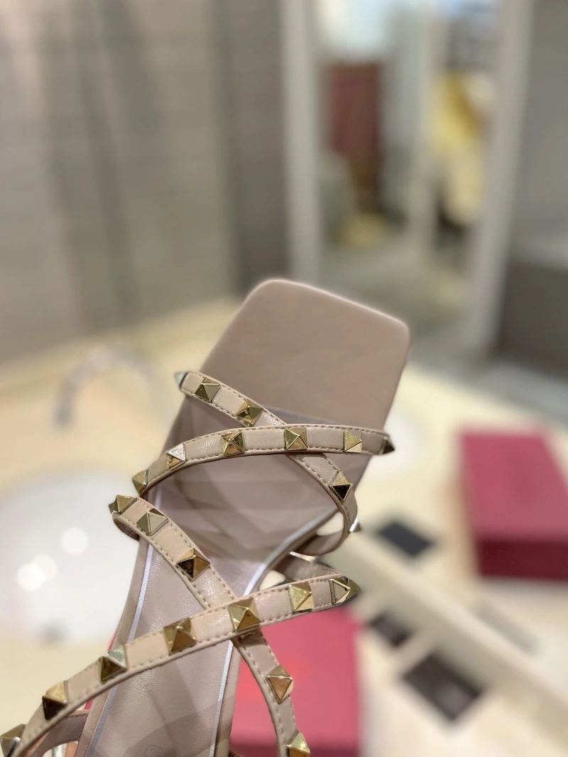Sleek Vxlxntino Sandals 230889