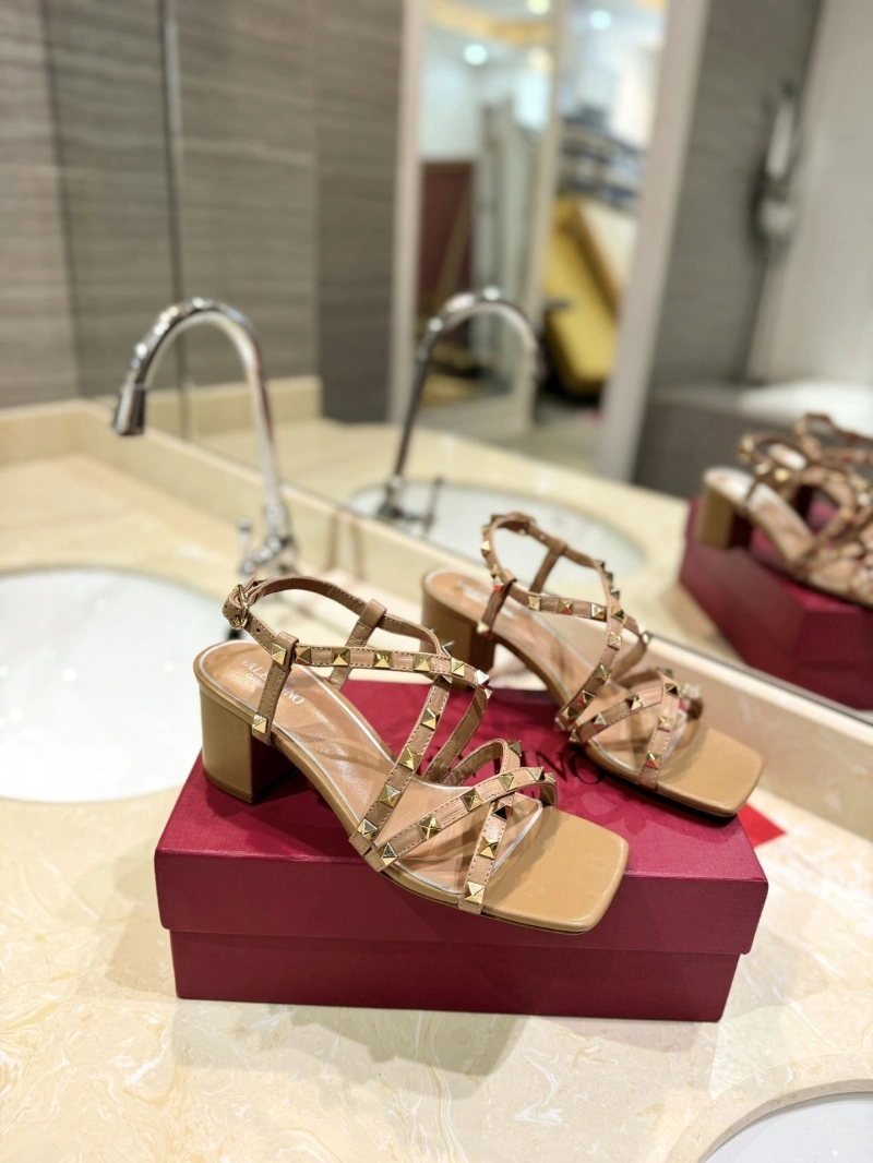 Durable Vxlxntino Sandals 230886