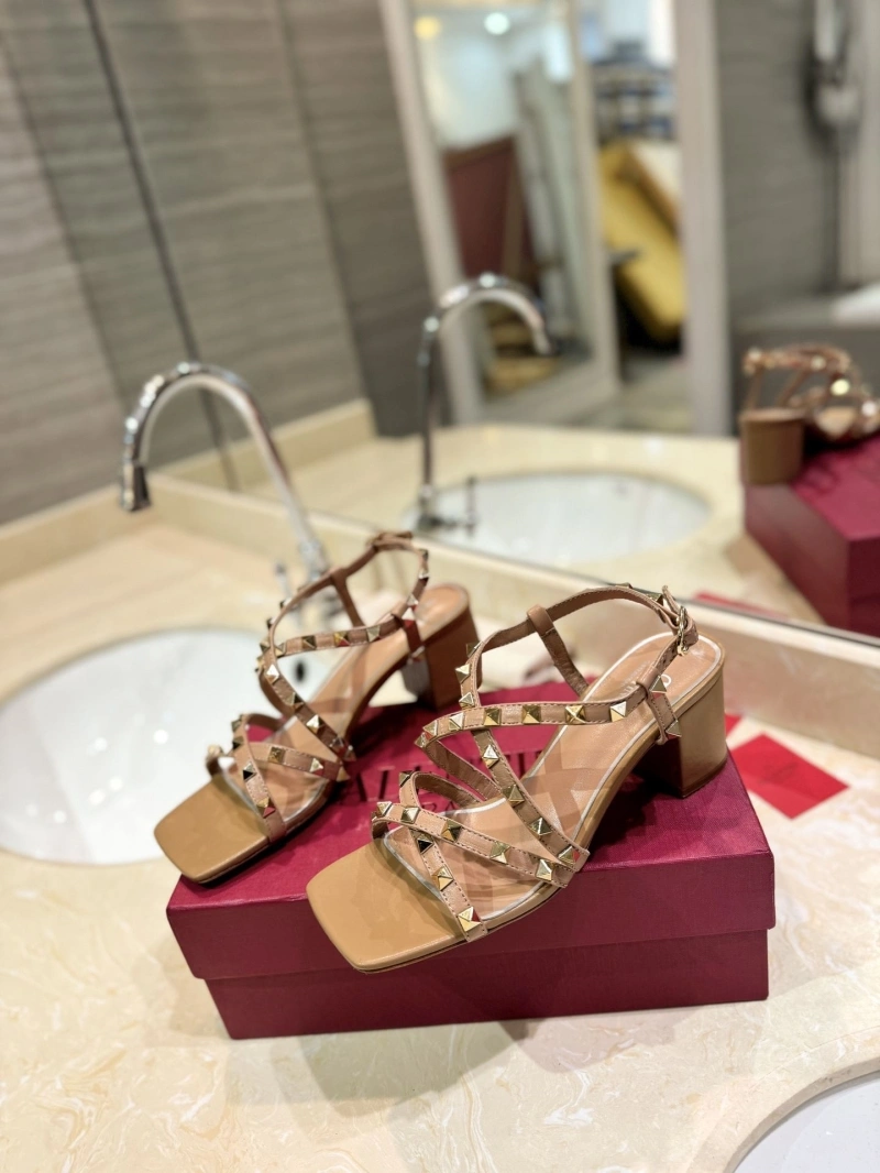 Durable Vxlxntino Sandals 230886